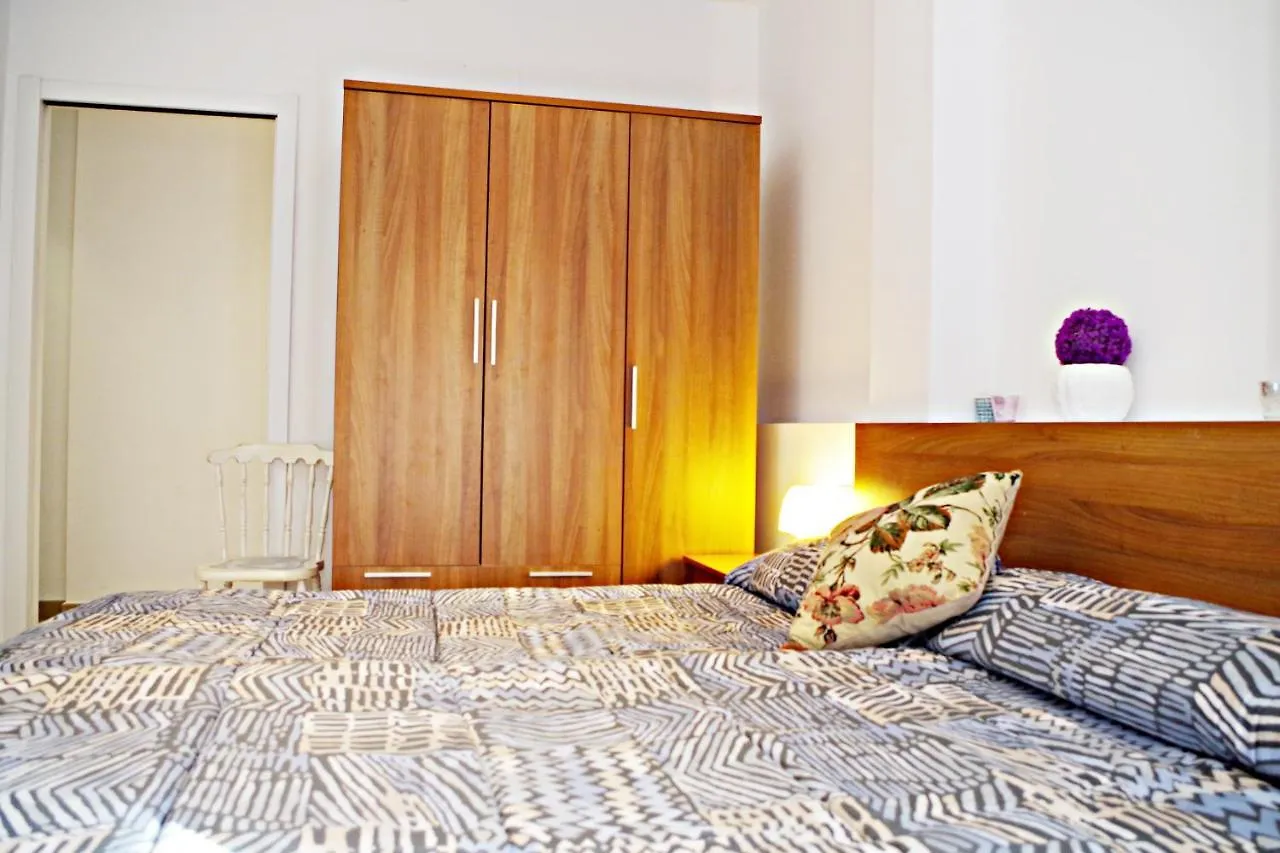 Inass Apartment Sitges